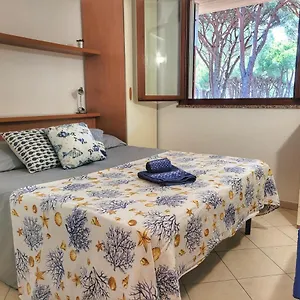 Pineta Azzurra Aparthotel